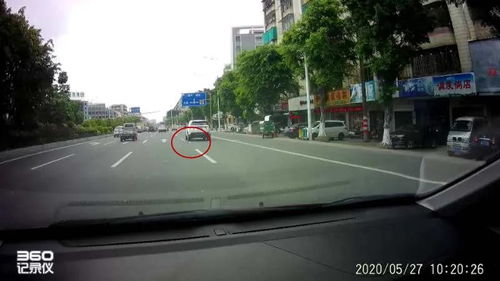 汽车右转打多少圈